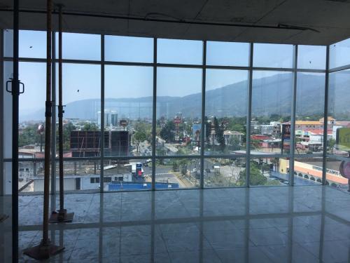 WINDOW17